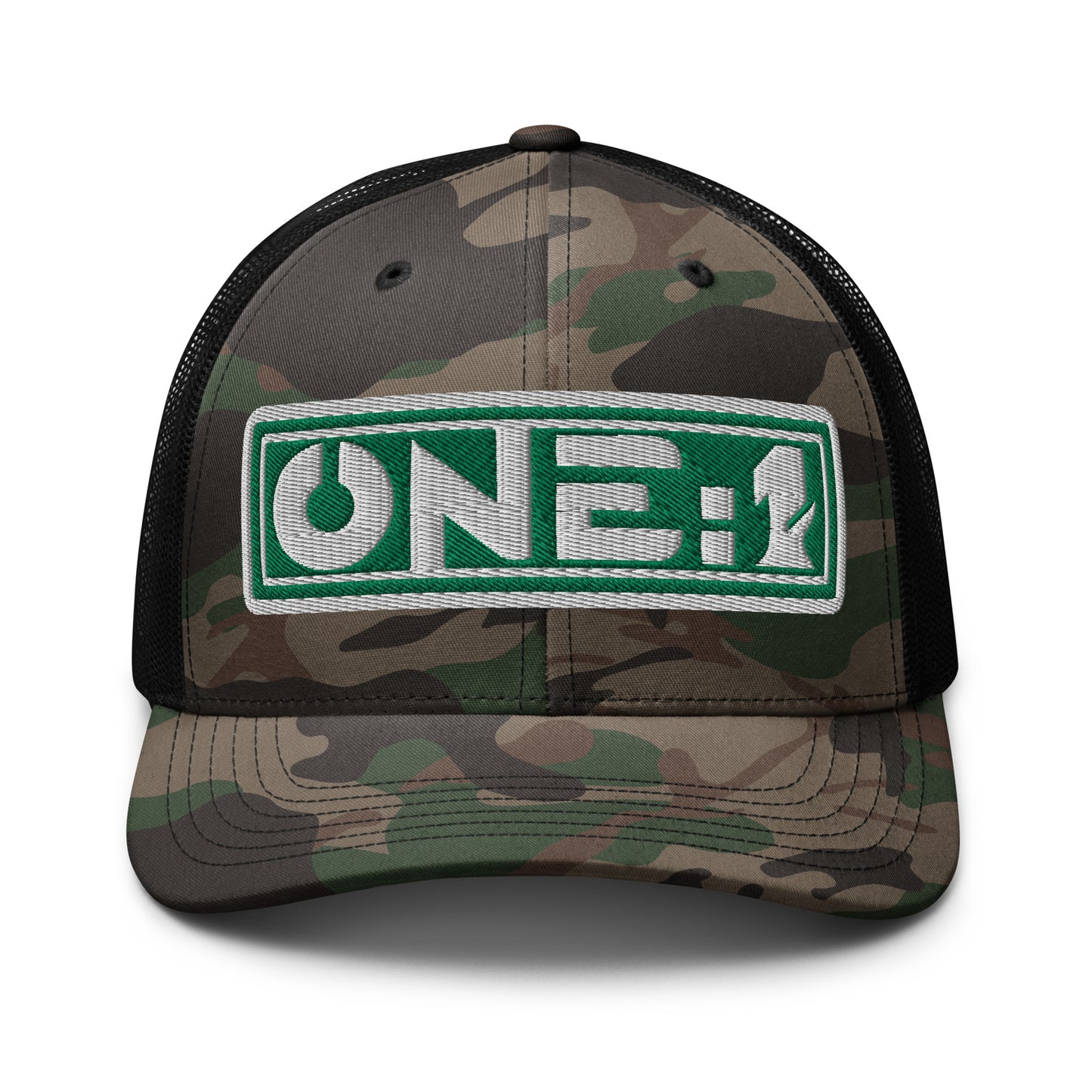 One:1 Camouflage trucker cap