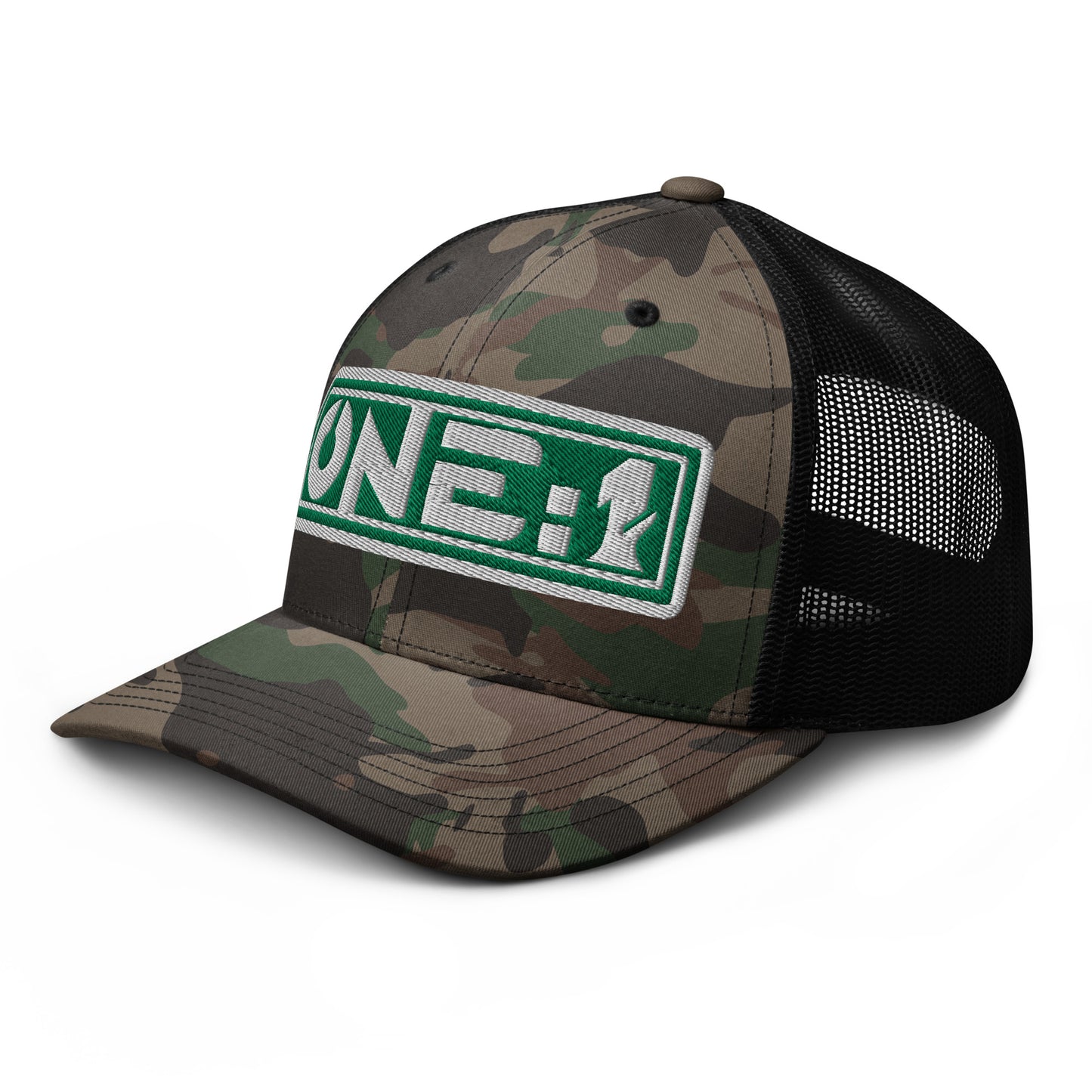 One:1 Camouflage trucker cap