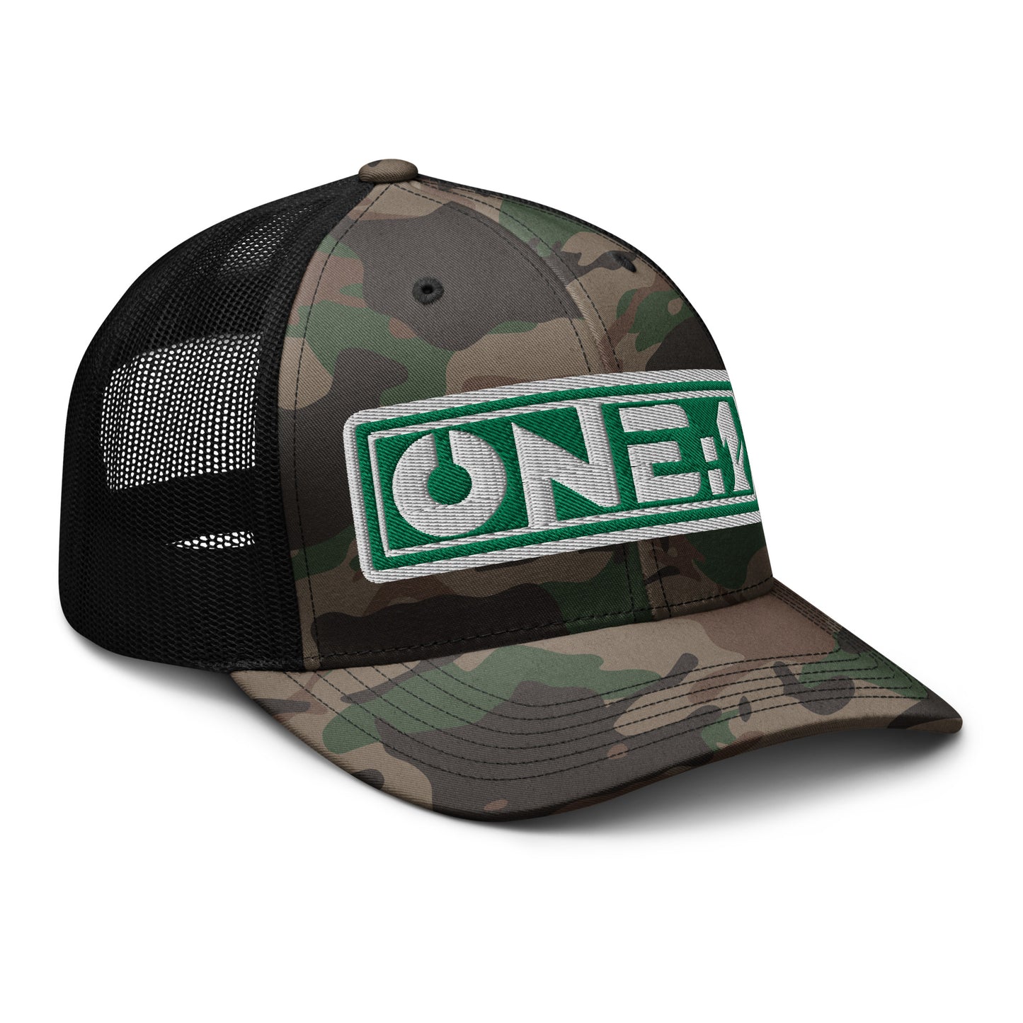 One:1 Camouflage trucker cap