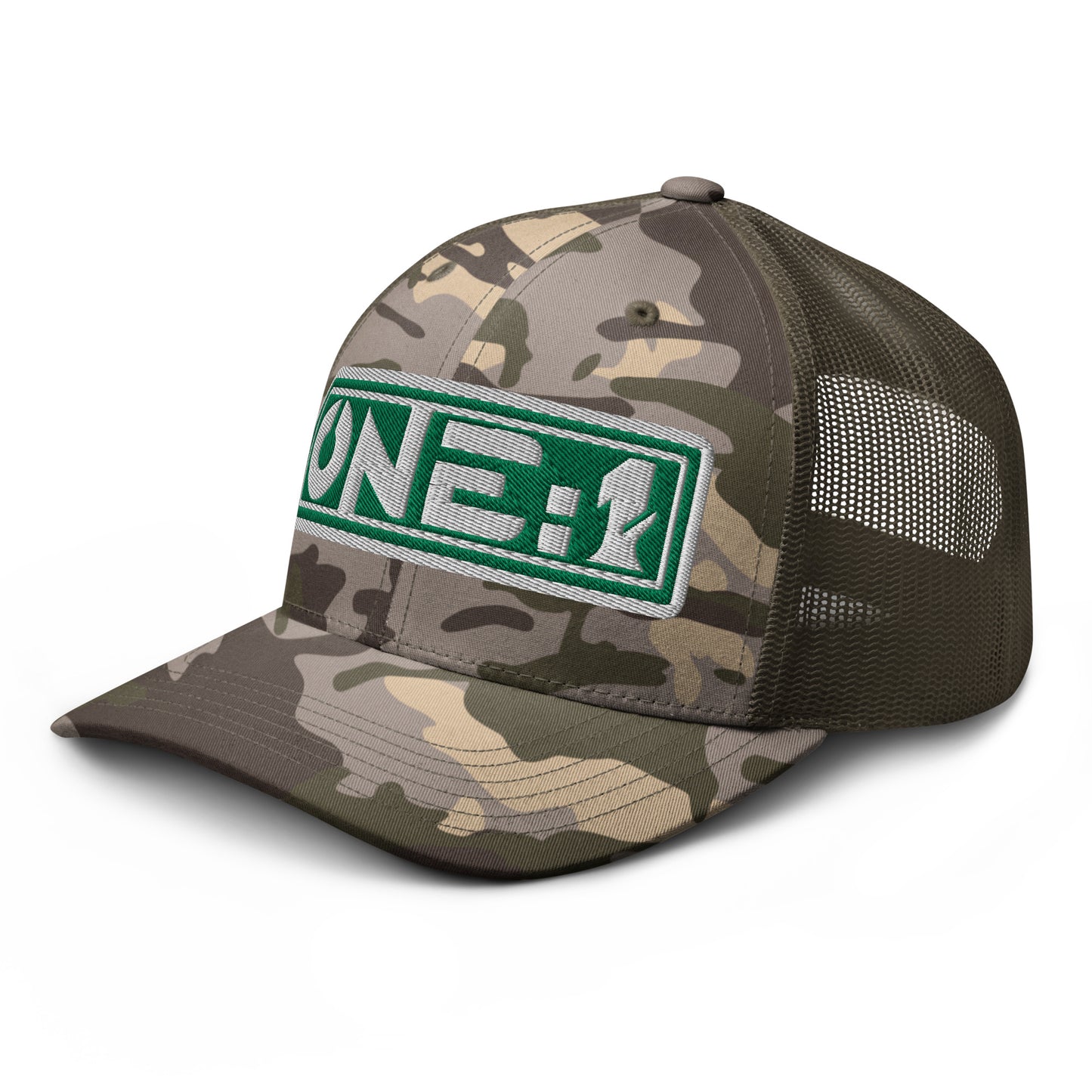 One:1 Camouflage trucker cap